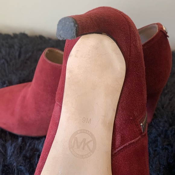 Michael Kors Red Suede Stiletto Exterior Side Zip Sammy Ankle Boot- Sz9 - Picture 10 of 12